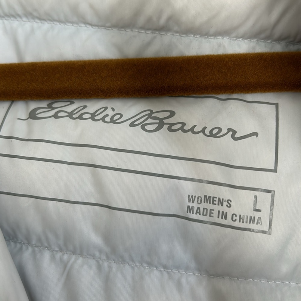 Eddie Bauer, Women’s Long Lightweight Jacket with Hood, Size Large - Picture 3 of 4
